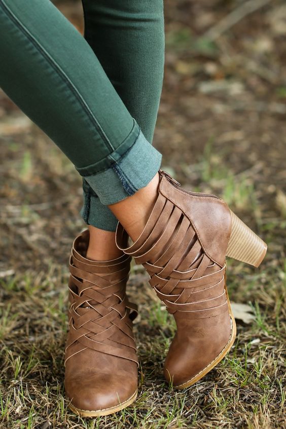 7 Tips to Rock Ankle Boots 7 Tips to Rock Ankle Boots