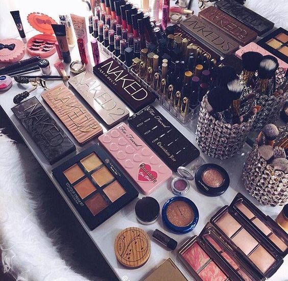 7 Ways to Revamp Your Beauty Collection Without Spending $$$ 