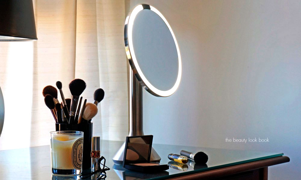 8 Best Lighted Makeup Mirrors 2021, Best Rated Vanity Mirror With Lights