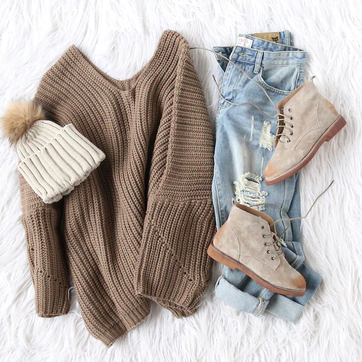 40 Chic Sweater Outfit Ideas For Fall/Winter 2025 Outfits with