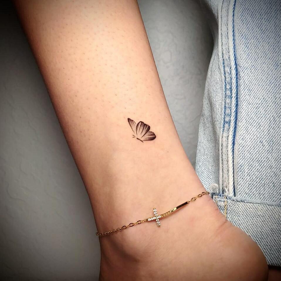 Ideas For Small Tattoos With Meaning Which Every Girl Would Love To Flaunt