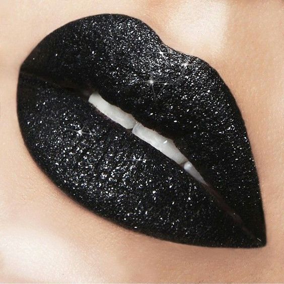 I would only wear this for a photo shoot or a themed party. But, it's pretty!: