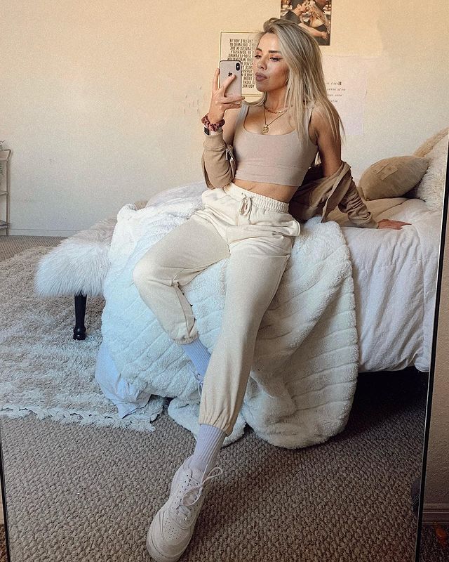 What to Wear with Sweatpants? Stylish Ways to Wear Sweatpants for