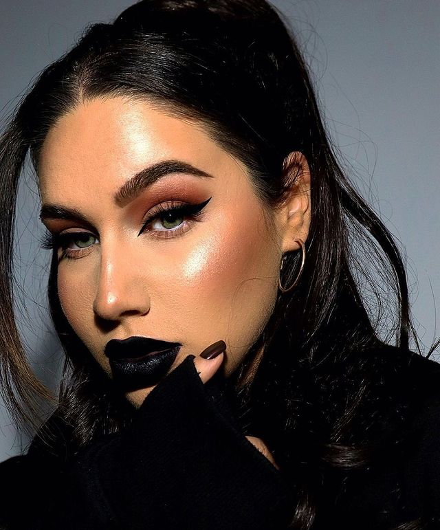 7 Absolutely Essential Tips On How To Wear Dark Lipstick For Beginners Her Style Code