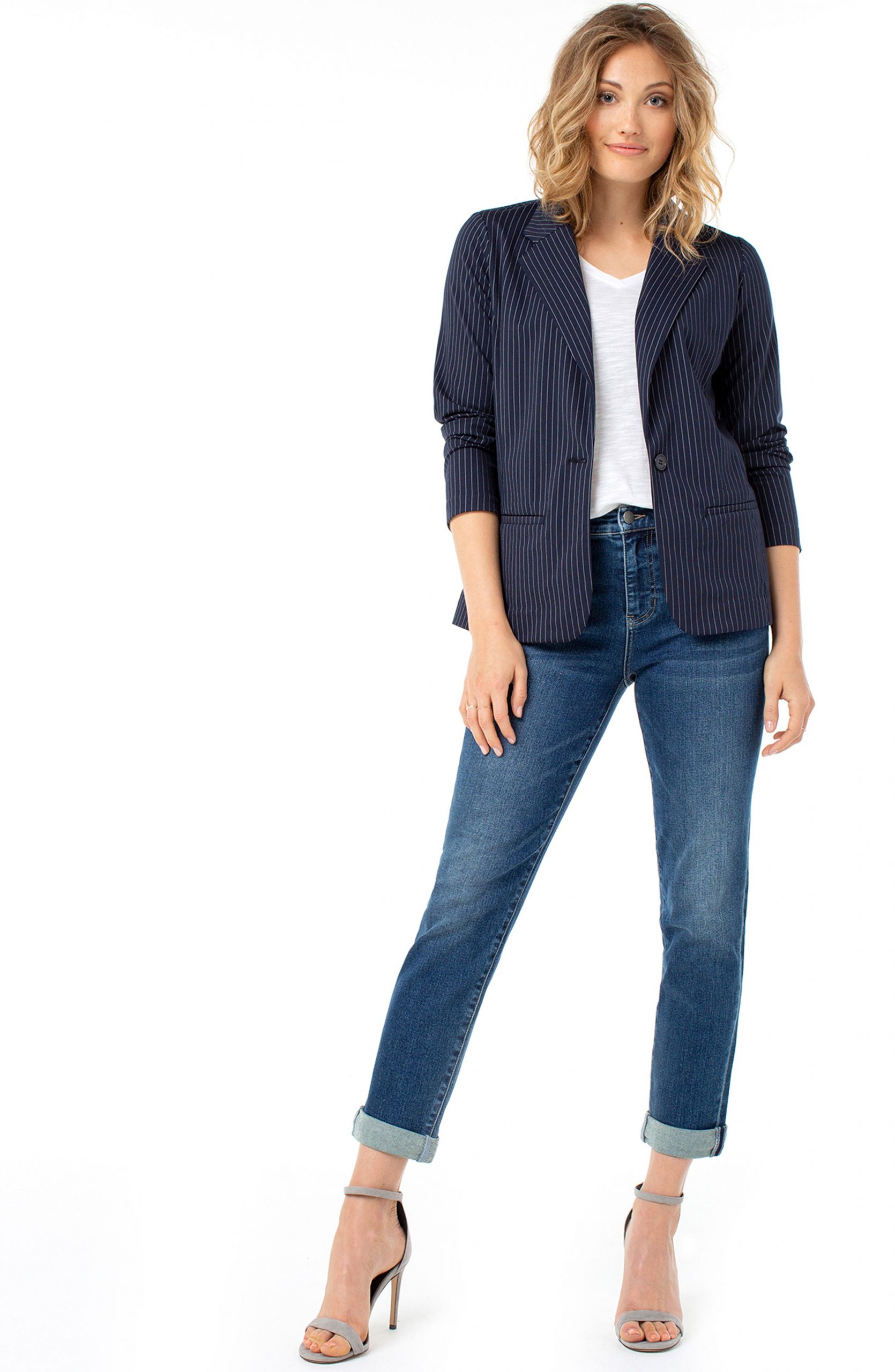 Cách phối đồ với quần jeans girlfriend theo cách thời trang mới đầy cuốn hút - Ab-Solution Cuffed Girlfriend Jeans WIT & WISDOM