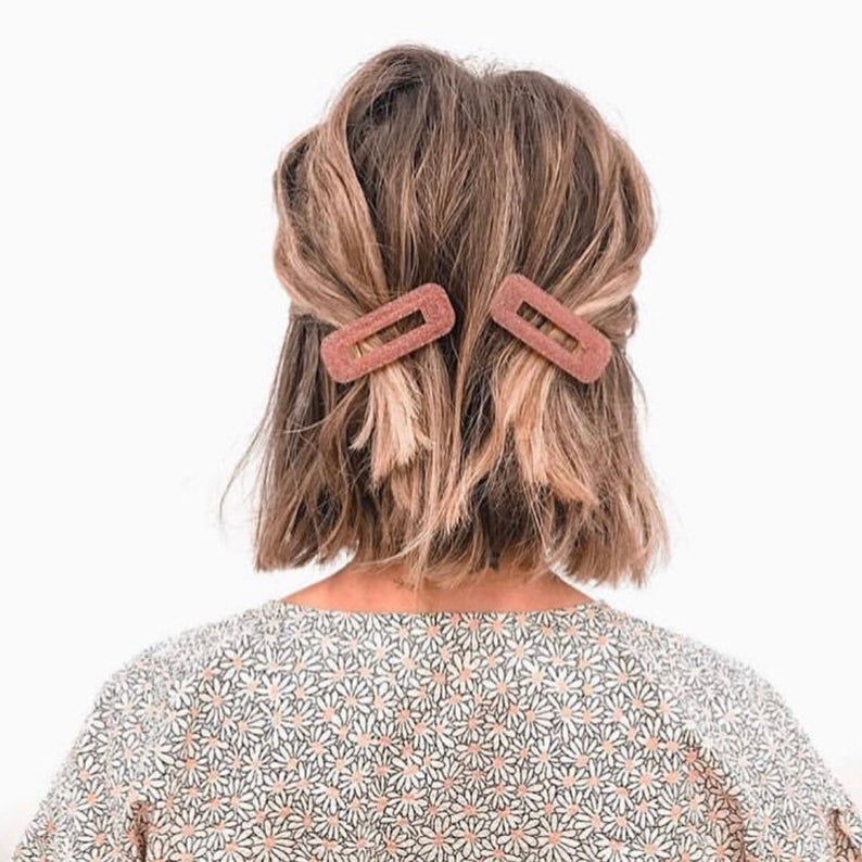 40 Gorgeous and GrownUp Ways to Wear Hair Barrettes  theFashionSpot