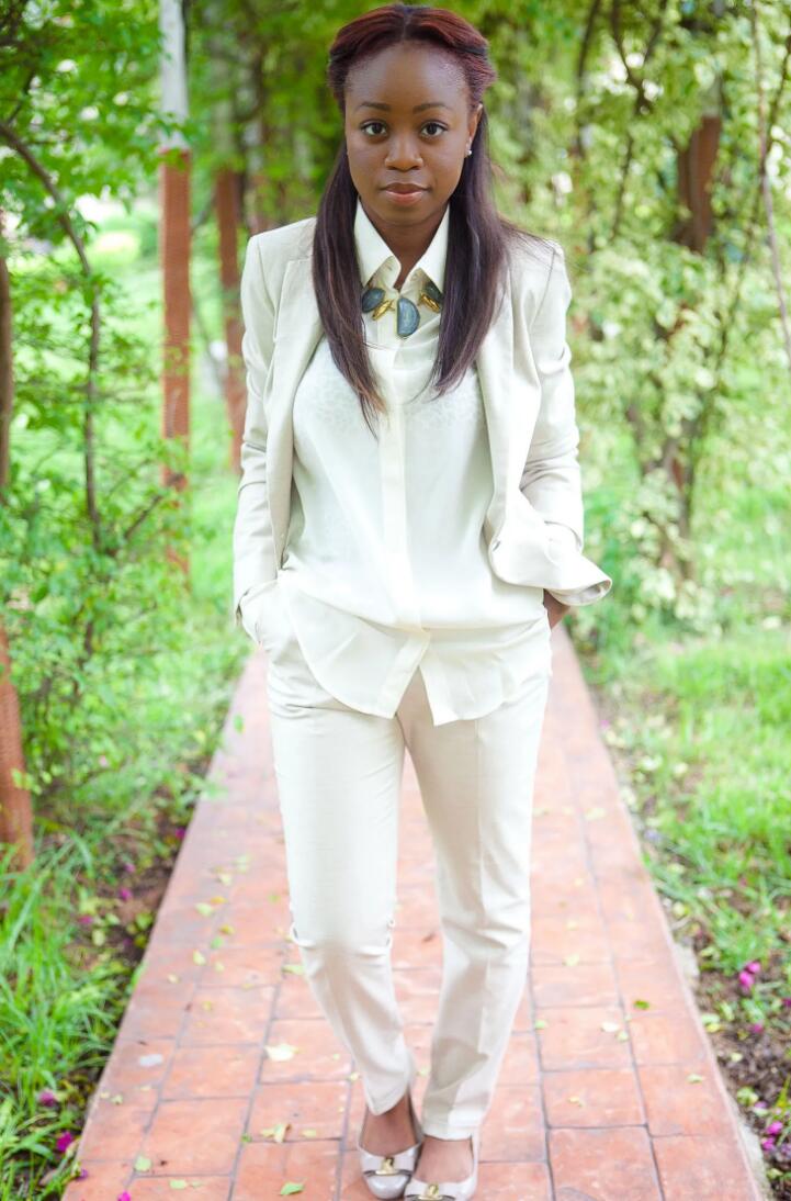 Women's Pantsuits: The Ultimate Guide on How To Wear One! 16 Pantsuit for women for black women