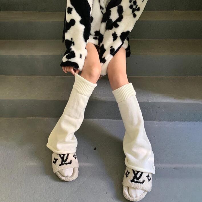 How to Wear Leg Warmers 30 Chic & Stylish Outfit Ideas Her Style Code