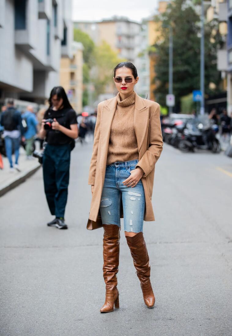 ripped jeans knee high boots outfit How to Wear Knee High Boots with Fabulous New Fashion Outfits