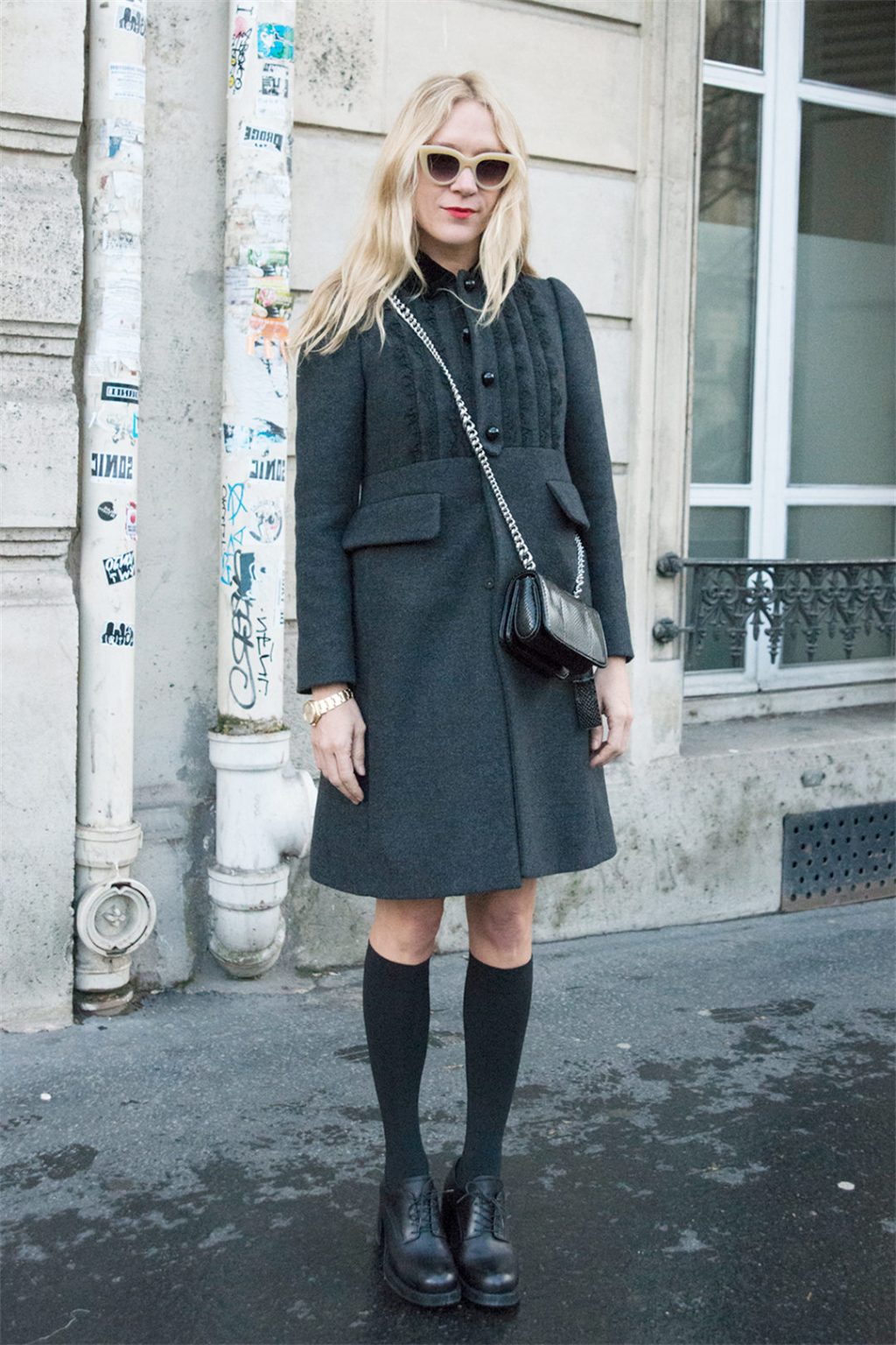 How to Wear Knee High Socks 17 Cute Outfit Ideas Her Style Code