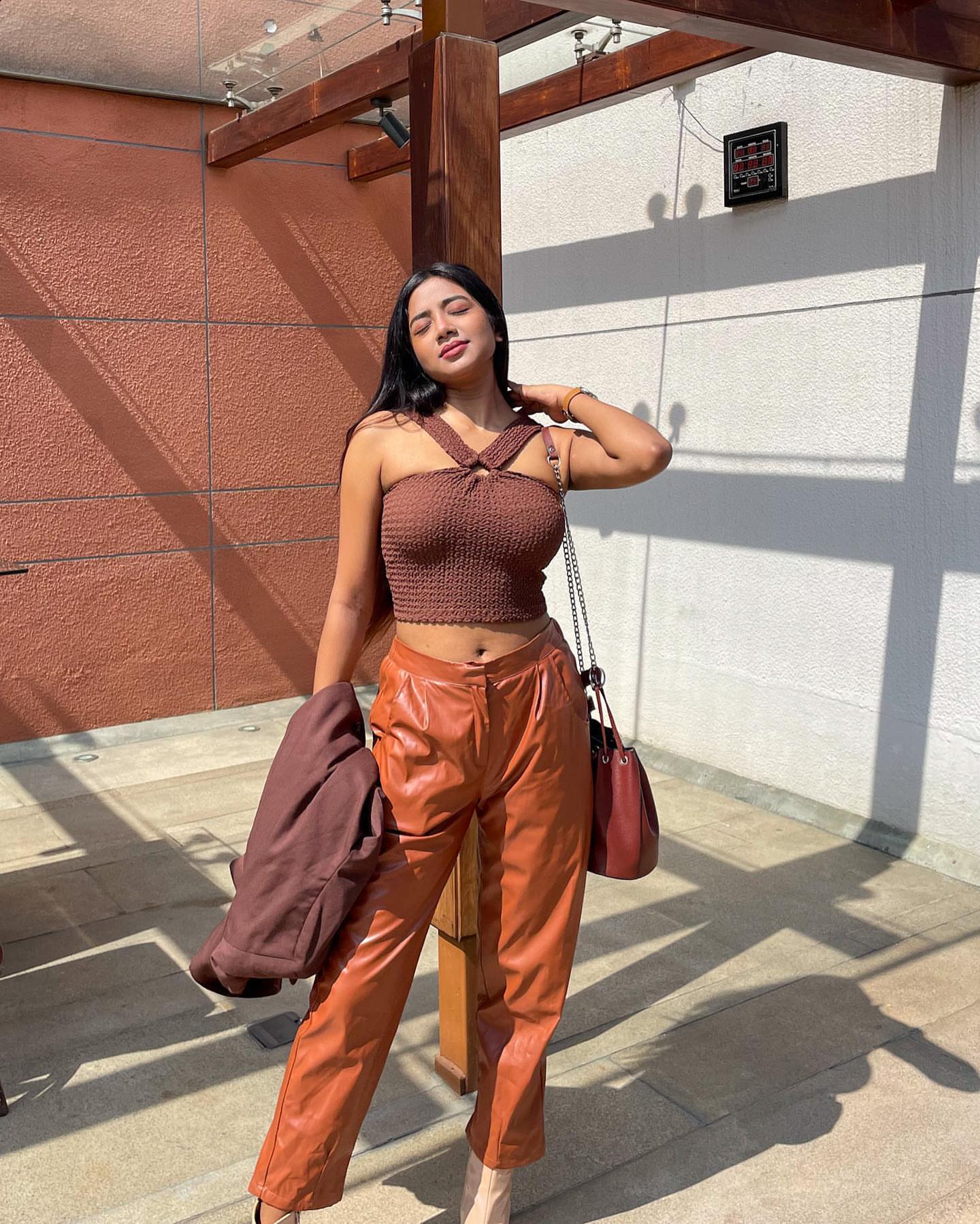 Brown outfit for women 4