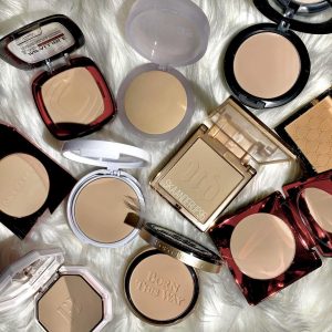 Powder Foundation vs. Liquid Foundation, Which is Better? - Her Style Code