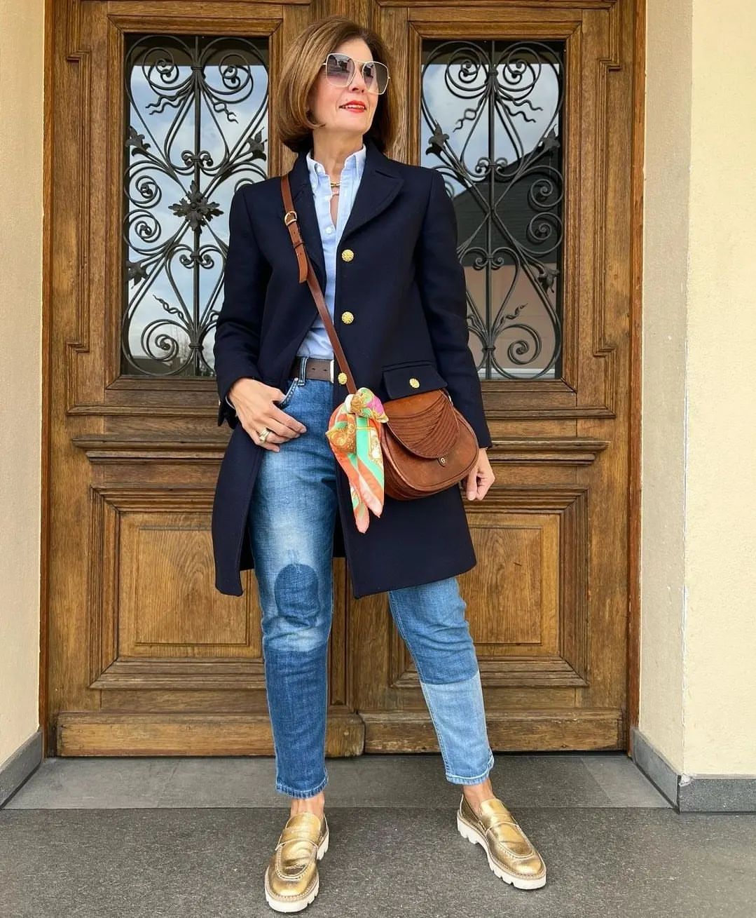 Outfits for Women Over 50 26