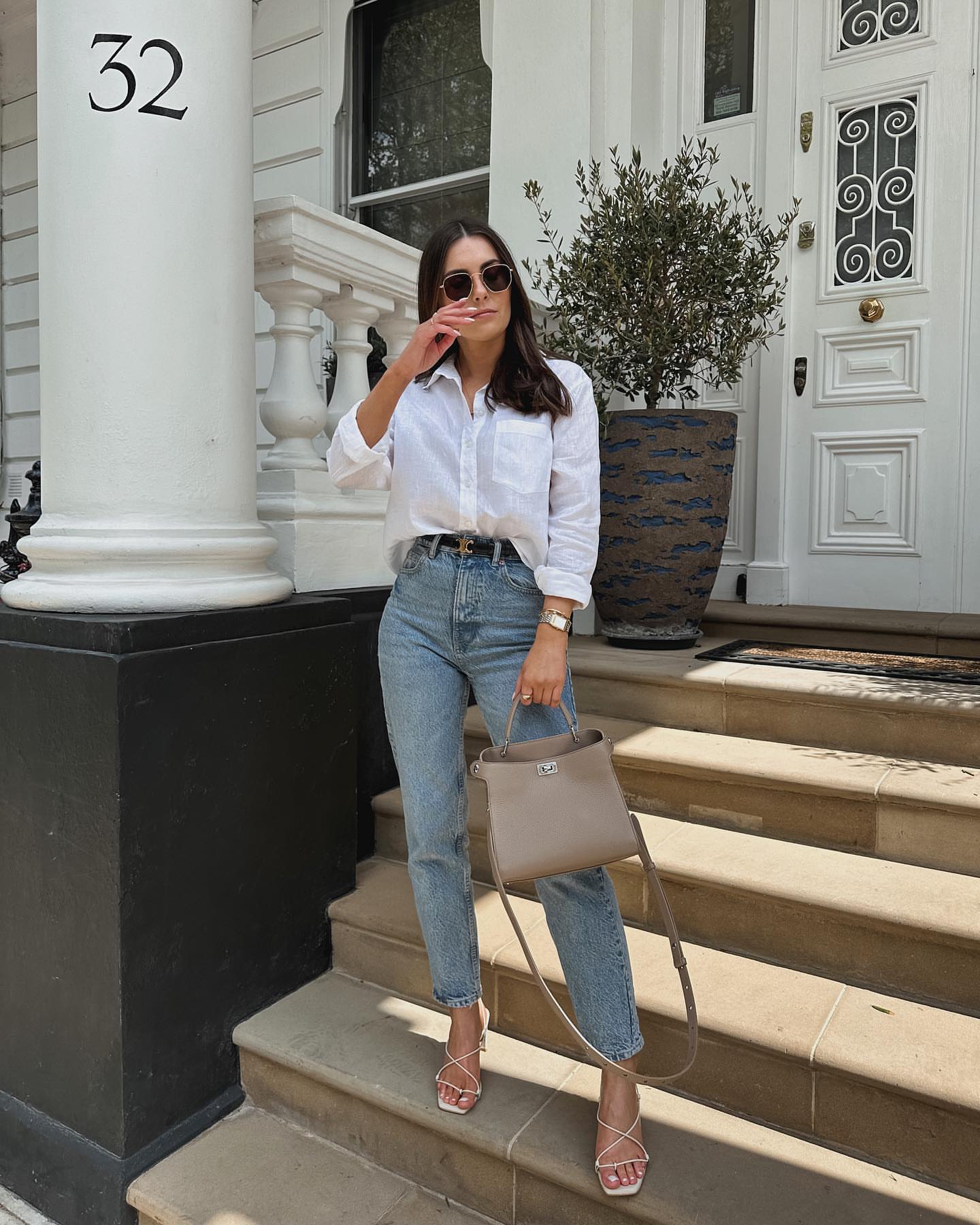 how to style mom jeans outfit ideas 2