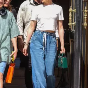 Jennifer Lopez street style 1