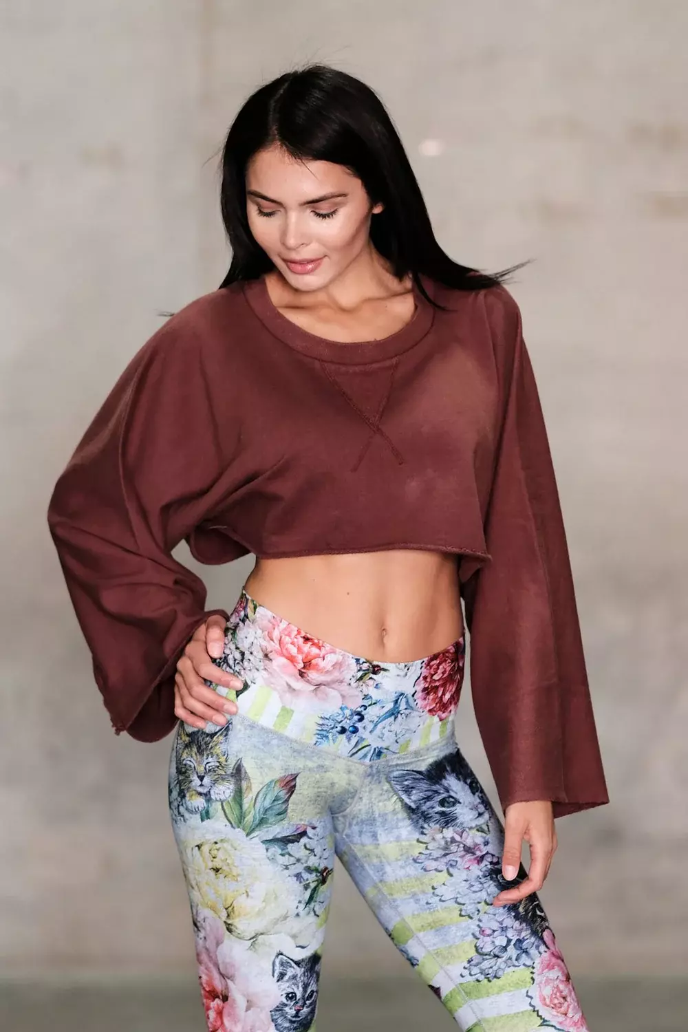Niyama Sol Crop Mauve Sweatshirt