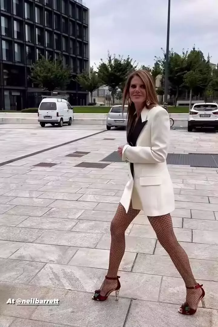 Anna Dello Russo Stuns in Stella Blazer