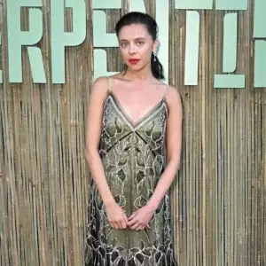 Bel Powley Dazzles In Erdem At The Serpentine Gallery Summer Party