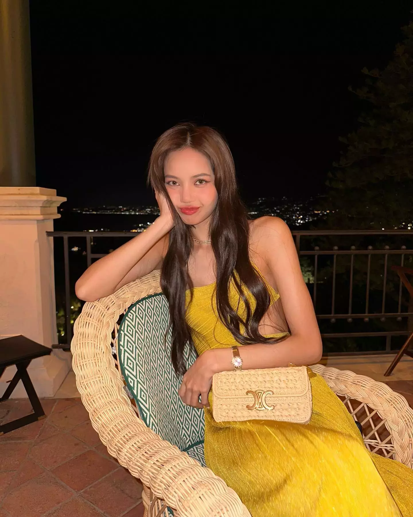 Blackpinks Lisa Outfit Ideas