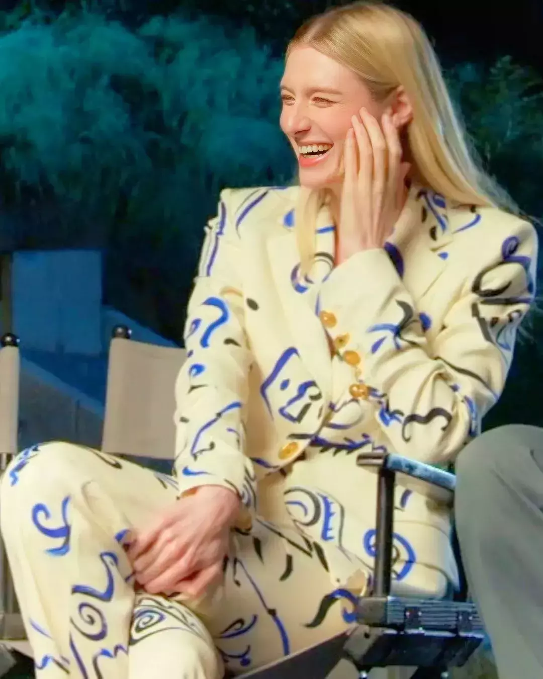 Elizabeth Debicki Rocks Schiaparelli