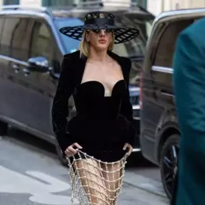 Ellie Gouldings Dramatic Tamara Ralph Look