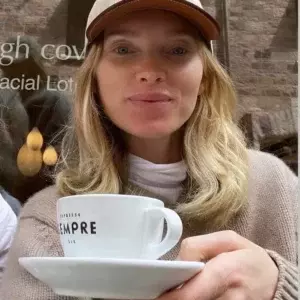 Elsa Hosk Hermes Hat