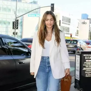 Jessica Alba's Effortless Elegance at La Dolce Vita