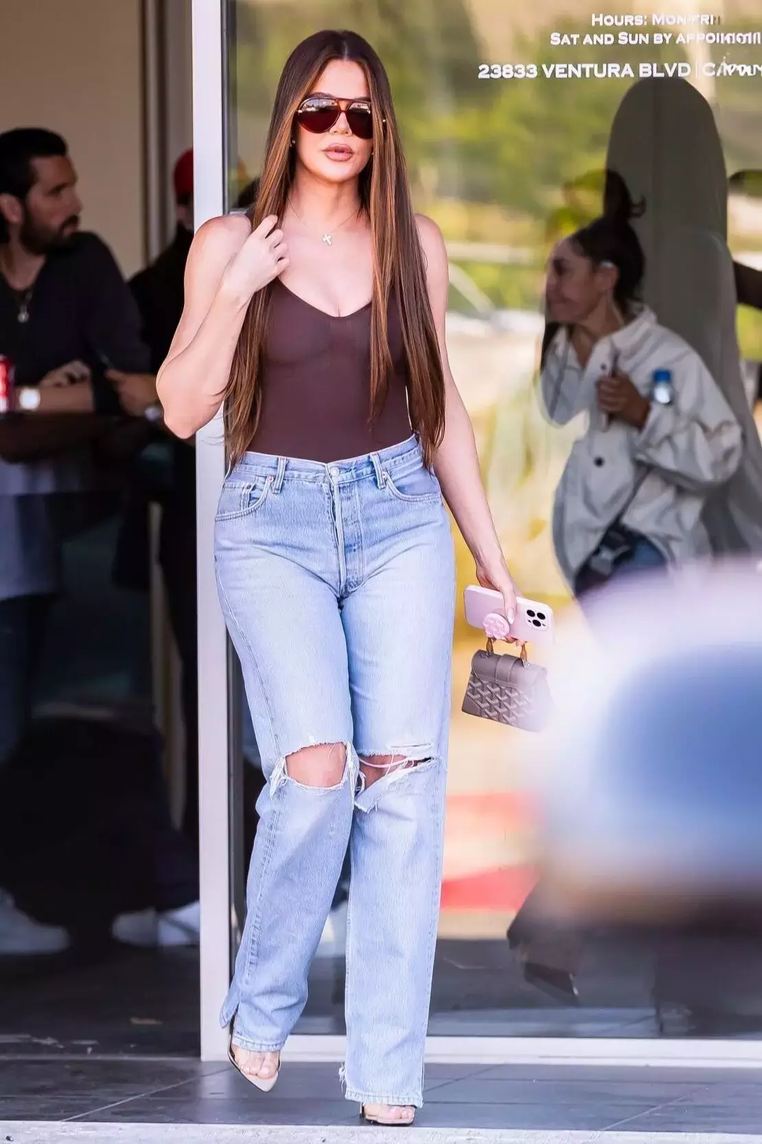 Khloe Kardashians Casual Chic Look