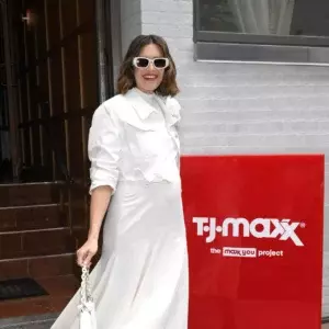 Mandy Moore Tj Maxx Claim Your And Event