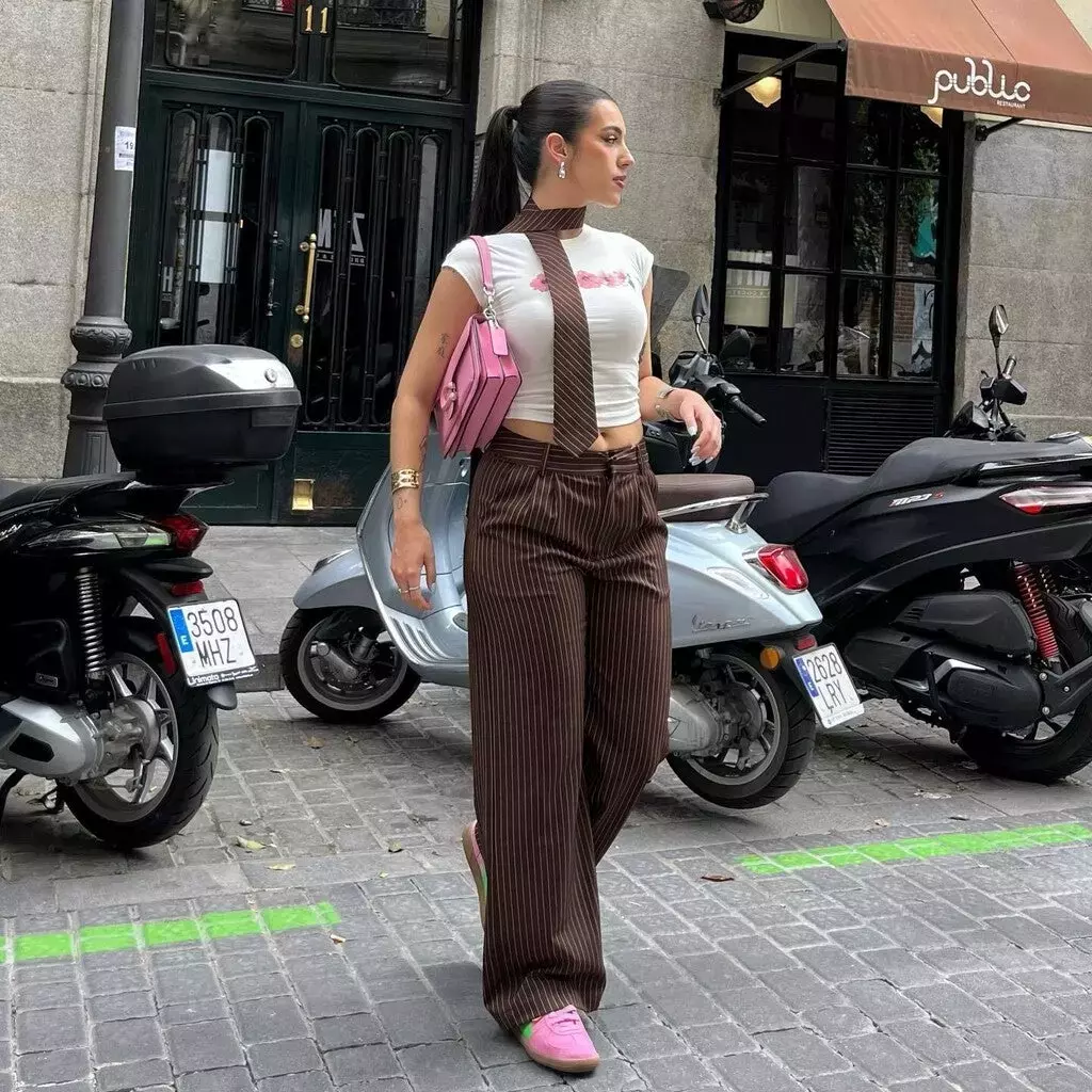 Pink Outfit Ideas For Women