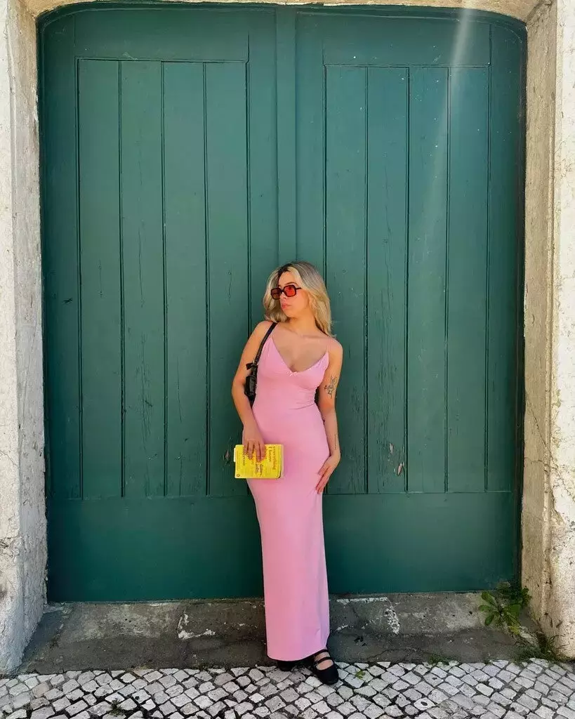 Pink Outfit Ideas For Women