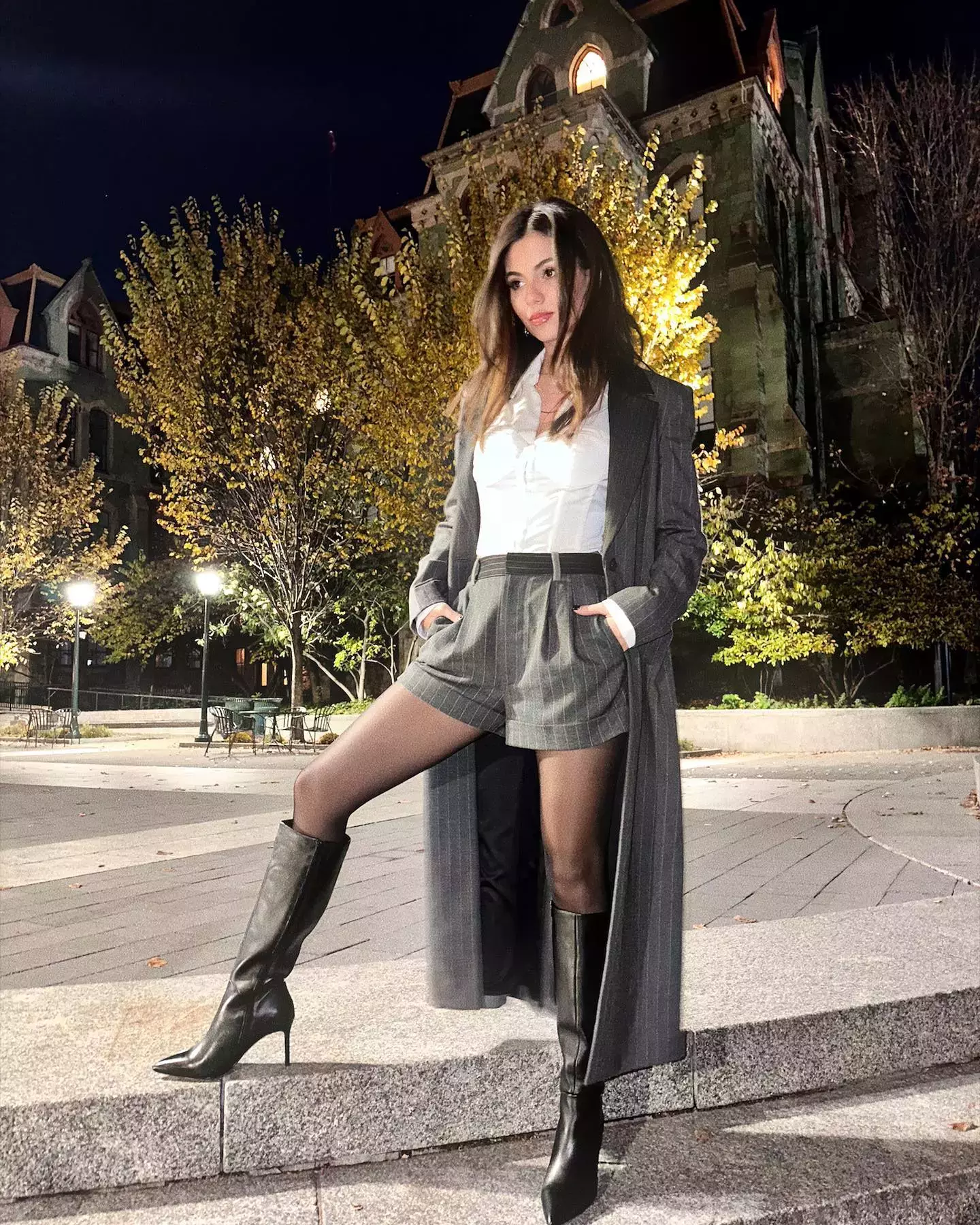 Victoria Justice Outfit