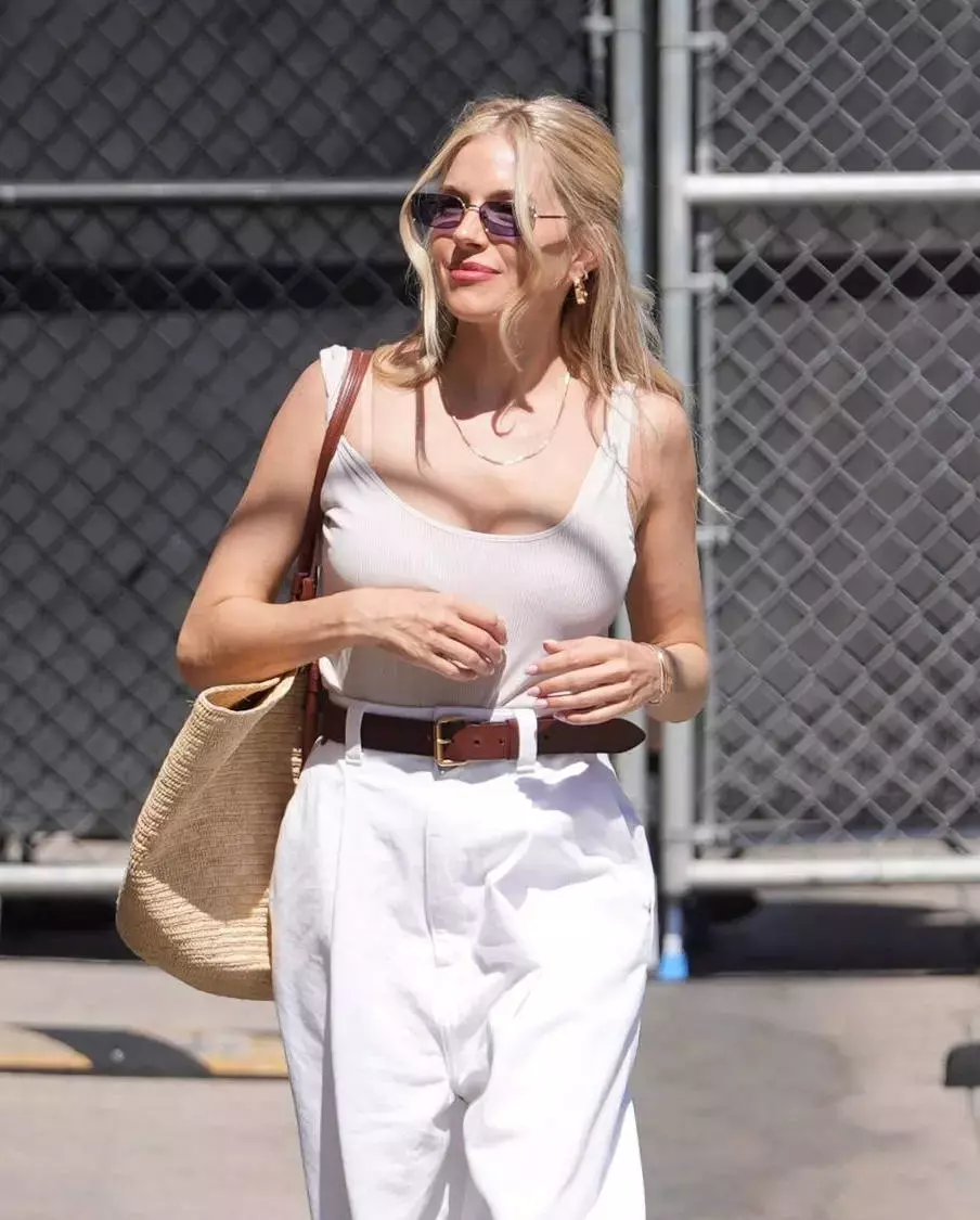 Sienna Miller Outfit