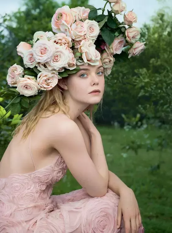 Ingenue Style Essence Features