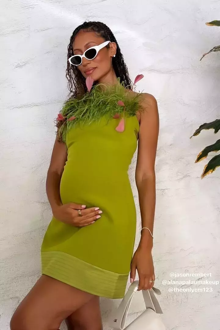 Radiant In Green Elaine Welteroth Stuns In Safiyaa