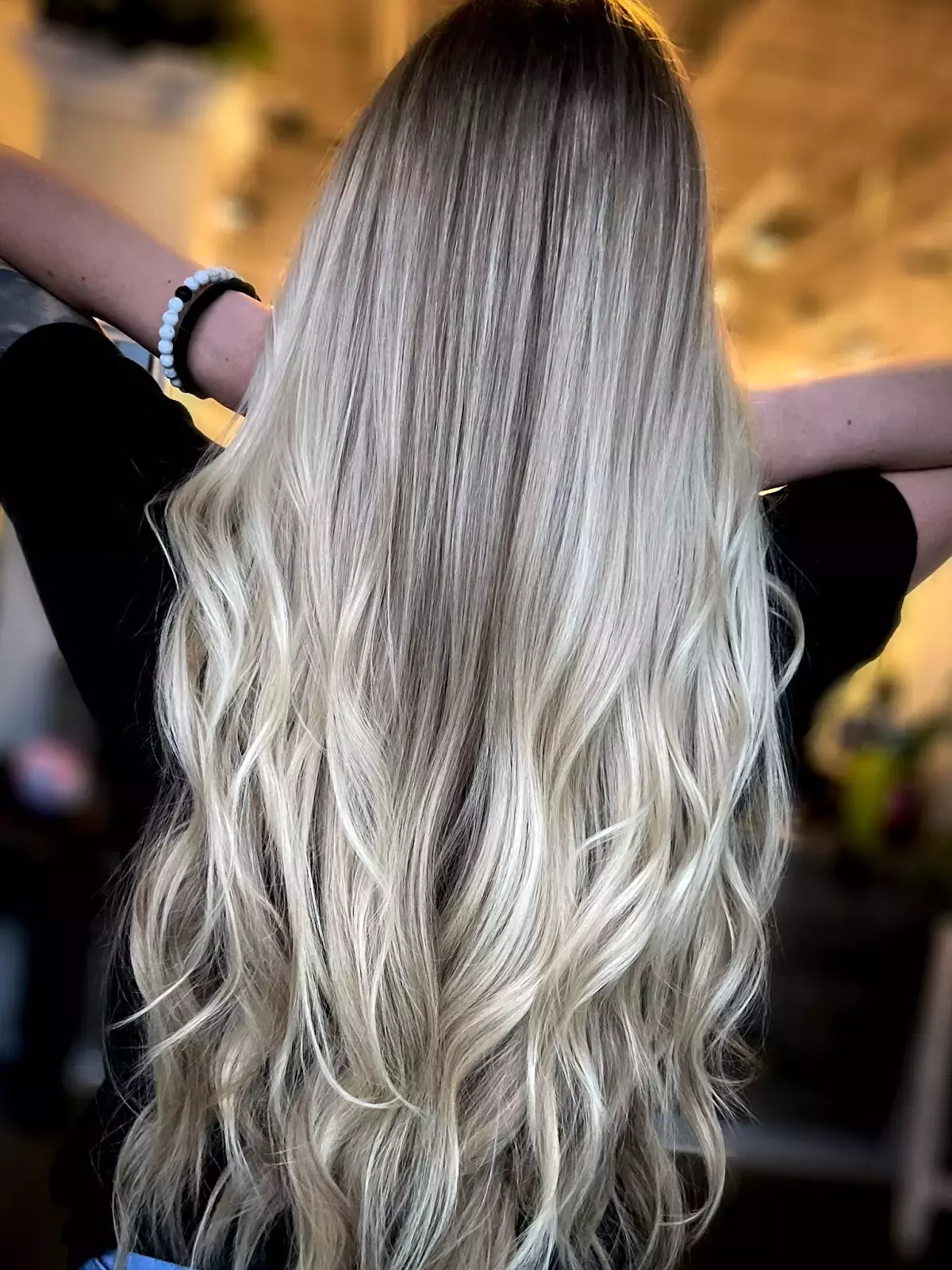 Champagne Blonde With Shadow Root