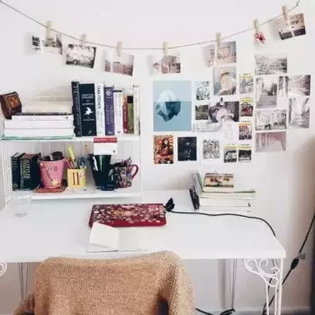 7 Things to Keep on Your Desk for a More Productive Day