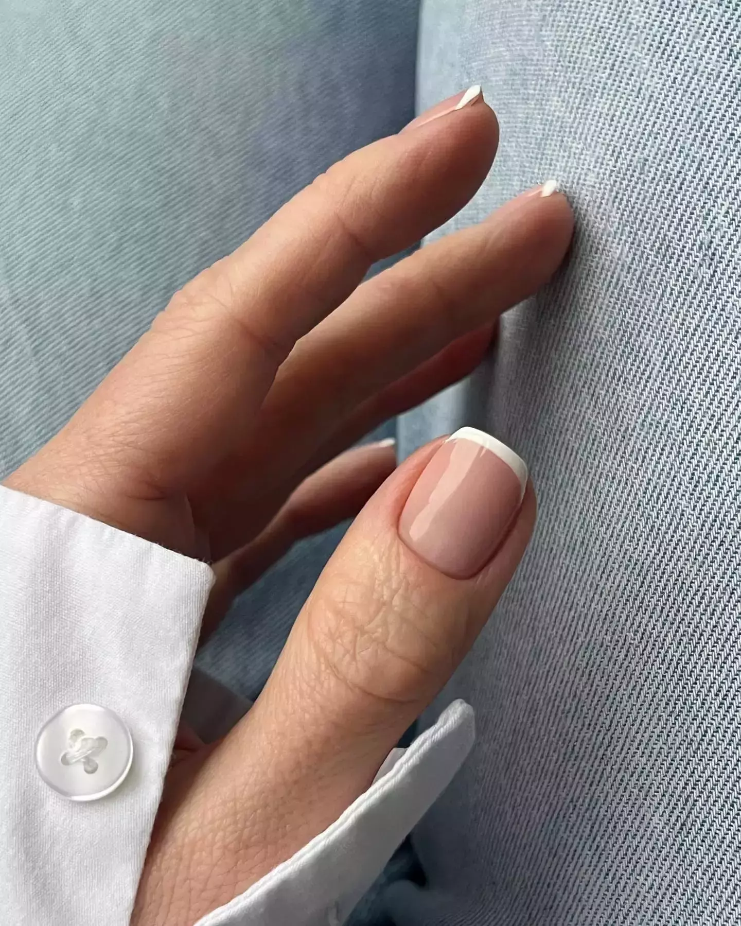 French Manicures: A Classic Nail Art Trend Worth Revisiting French Manicures: A Classic Nail Art Trend Worth Revisiting