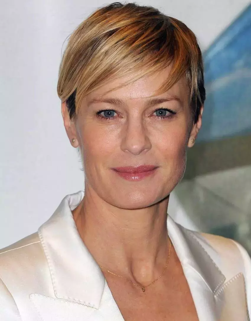 Robin Wright longer pixie-112605501497