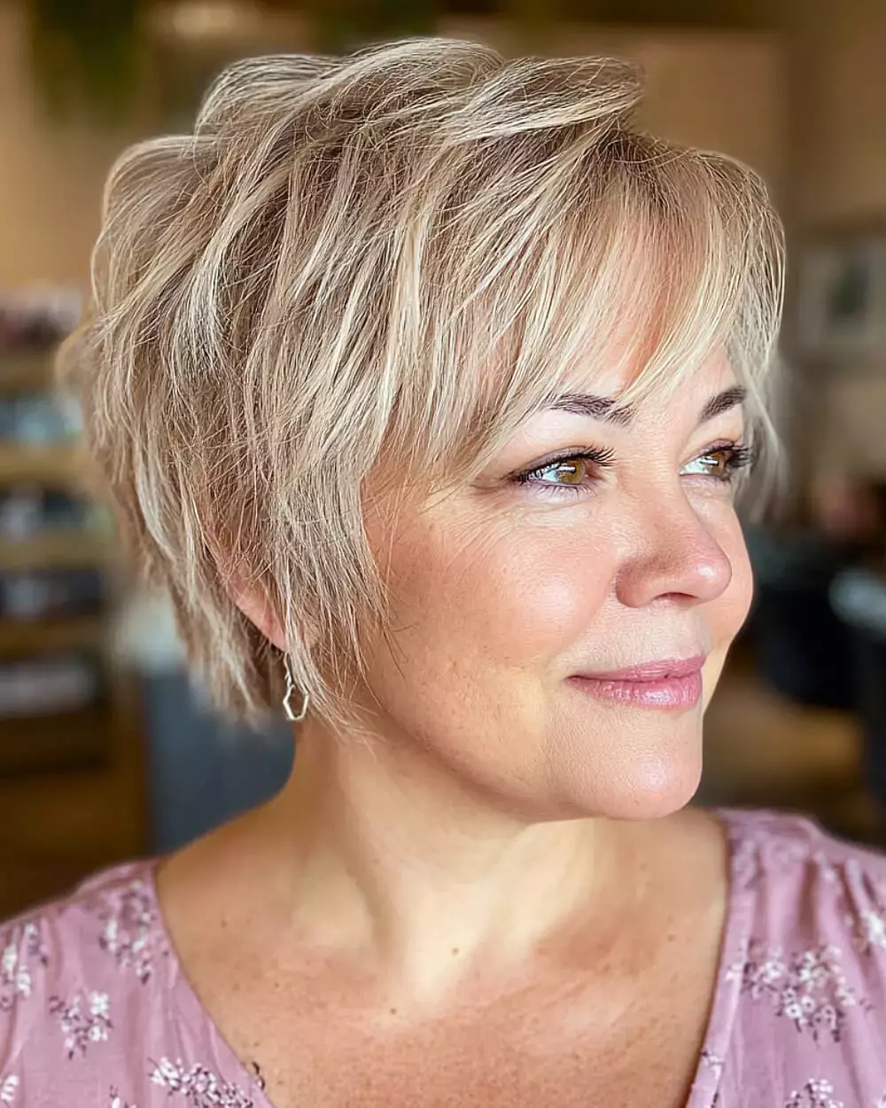 textured-blonde-pixie-bob-for women-over-50-112605515290